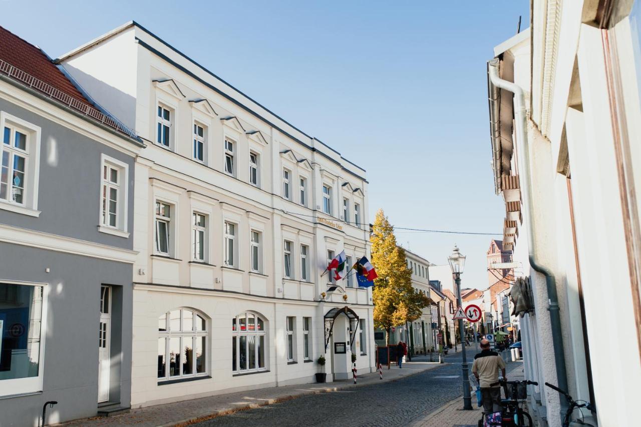 Hotel & Restaurant "Deutscher Kaiser" Perleberg Exterior foto